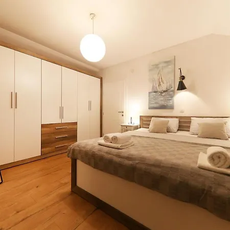Villa Amazing Villa Mari Near Beautiful Beach In Zadar *